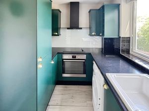 CROWN STREET- click for photo gallery